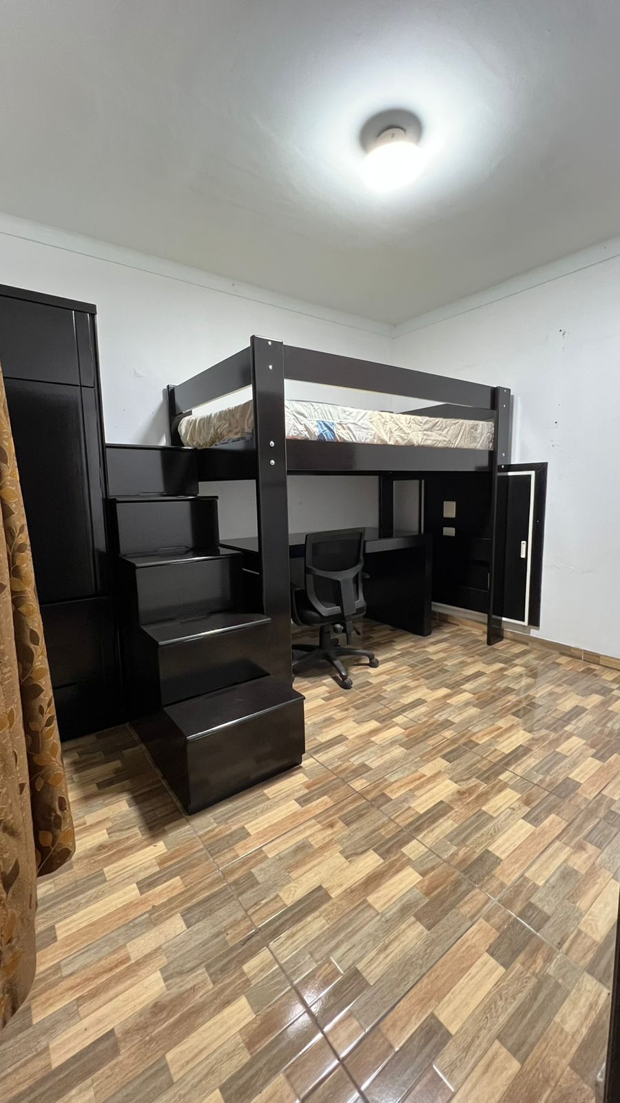 Cuarto amoblado en alquiler